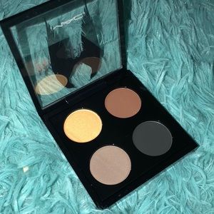 LIMITED EDITION Mac maleficent eyeshadow quad